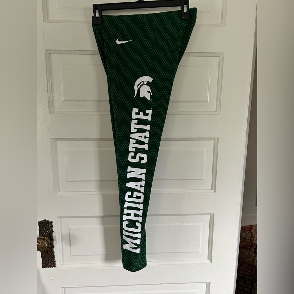 Like New! Nike Green Dot Michigan State Leggings with Spartan Head. Size Medium